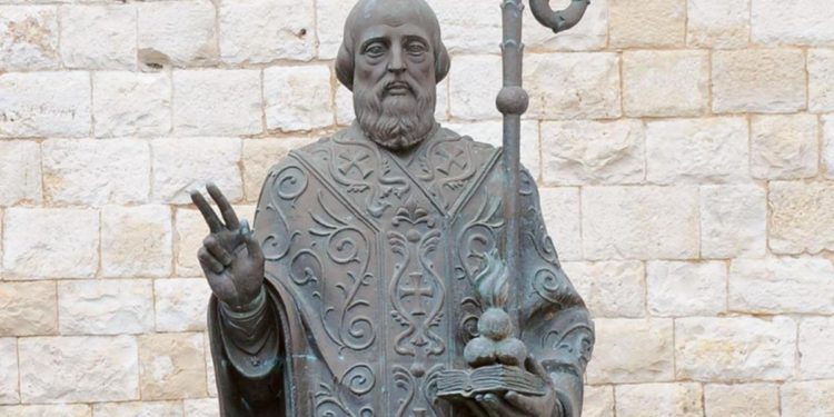 A Bari statua San Nicola donata da Putin, petizione per rimuoverla