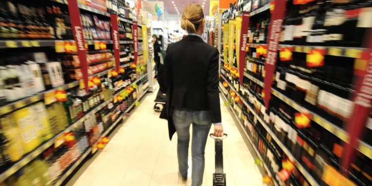 Prezzi, dal pane all’olio di semi: la top ten dei rincari