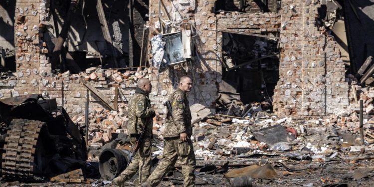 Guerra Ucraina-Russia, raid su ospedale oncologico a Chernihiv