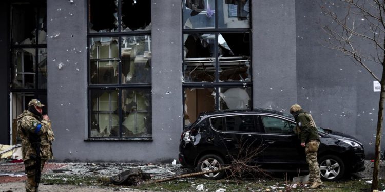Guerra Ucraina, Kiev: “Russia peggio di Isis, a Bucha crimini di guerra”