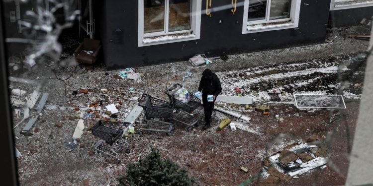 Ucraina-Russia, Kiev: “A Bucha uccisi civili disarmati”