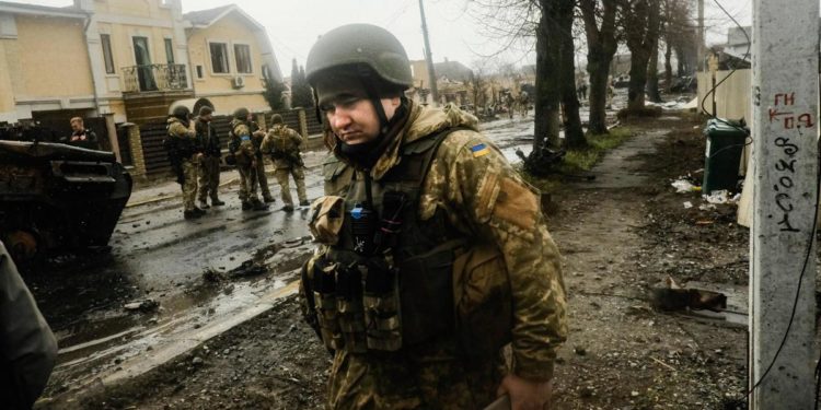 Bucha, trovata stanza con corpi di 5 civili torturati