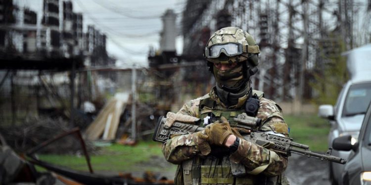 Ucraina, 50 giorni di guerra: il ‘genocidio’ e l’ammiraglia della flotta russa ‘ferita’