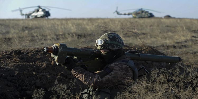 Ucraina, Ue stanzia altri 500 milioni di aiuti militari