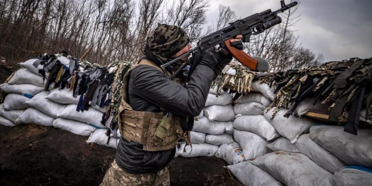 Ucraina, dagli Usa ancora aiuti e armi: razzi e droni per Kiev