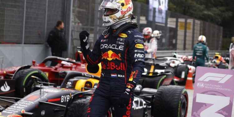 F1 Gp Imola 2022, Verstappen pole e Leclerc secondo