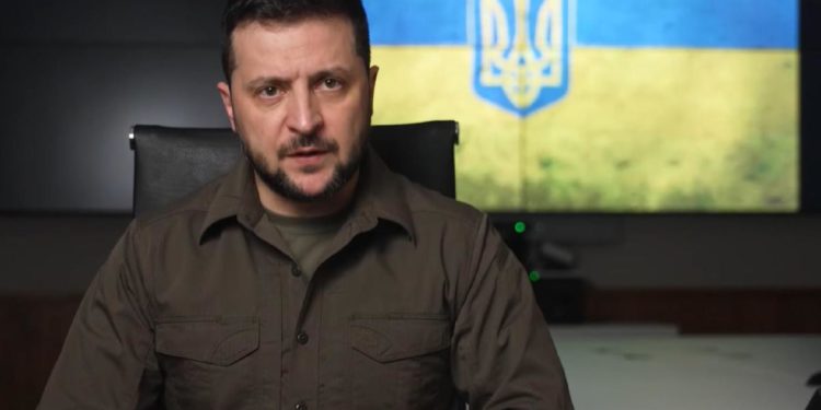 Ucraina, la lista di Zelensky: “Ecco quali armi servono”