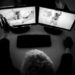 Abusa di un minore e invia foto e video nel dark web, arrestato 36enne