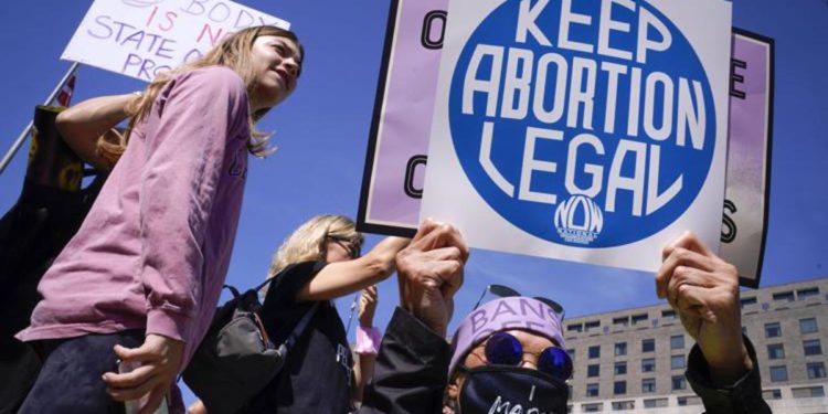 Usa, l’Oklahoma vieta l’aborto
