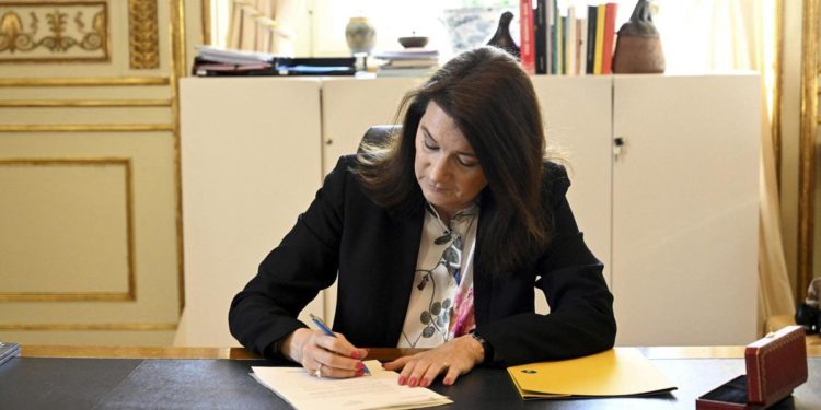 Svezia firma richiesta adesione alla Nato