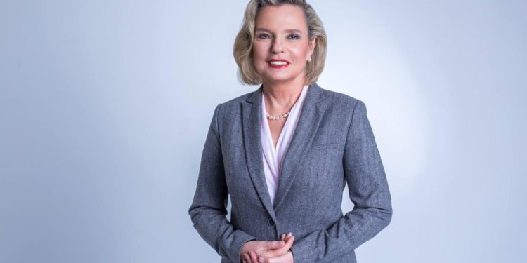 Ambasciatrice polacca Anders: “Nessuna minaccia a integrità territoriale ucraina, la Polonia sostiene Kiev”