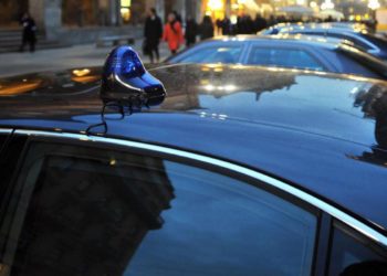Auto blu sono aumentate nel 2021: sono quasi 30mila