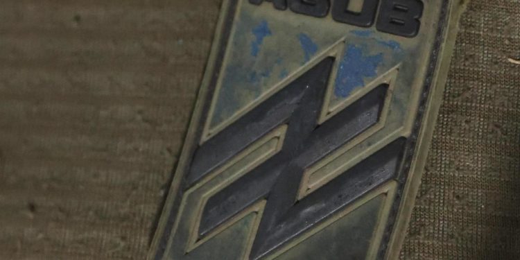 Procura Russia: “Riconoscere Azov come organizzazione terroristica”