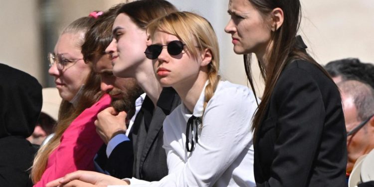 Ucraina, Papa incontra le mogli dei combattenti Azov