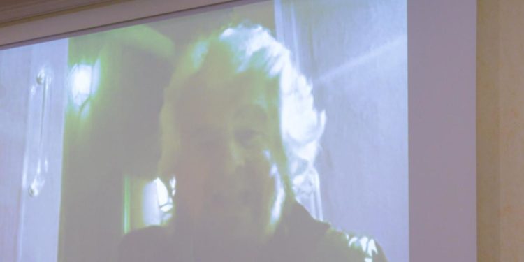 Decreto energia, Grillo: “No ai competenti della spazzatura”