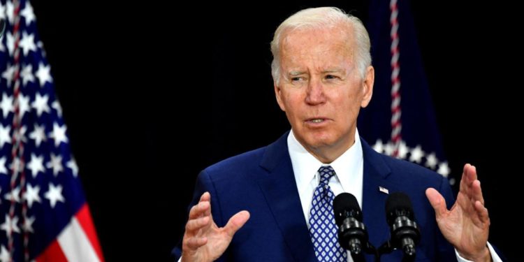 Biden: “Non invieremo in Ucraina missili che possono raggiungere Russia”