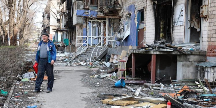 Ucraina-Russia, Onu indagherà su crimini guerra. Cina vota contro