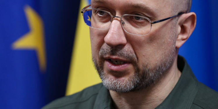 Premier Ucraina: “Più armi, aiuti, sanzioni ed essere in famiglia Ue”