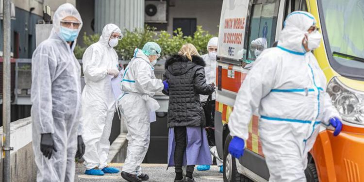 Covid oggi Abruzzo, 582 nuovi positivi e due decessi: bollettino 2 maggio