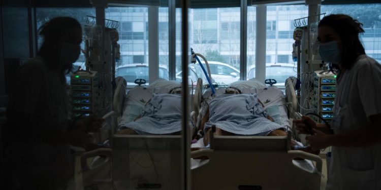 Covid oggi Italia, bollettino Protezione Civile e contagi regioni 15 maggio