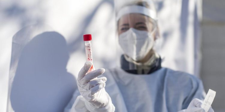 Covid oggi Italia, bollettino Protezione Civile e contagi regioni 2 maggio