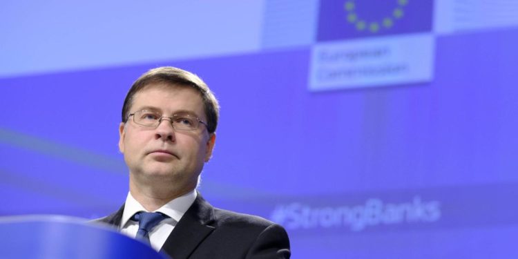 Patto stabilità, stop anche in 2023. Dombrovskis: “Non è un liberi tutti”