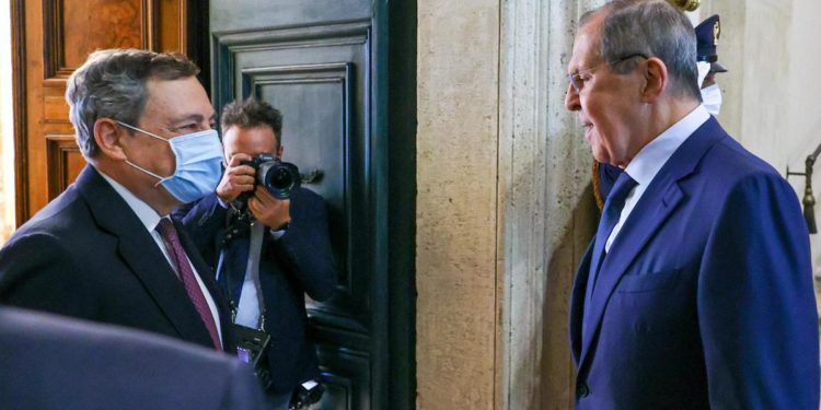 Ucraina, Ft: “Guerra ha messo fine ad amicizia Italia-Russia”