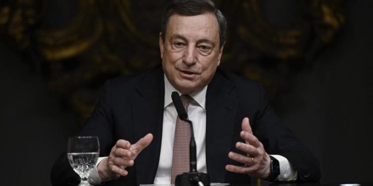 Guerra Ucraina, Draghi: “Far ripartire con forza negoziati”