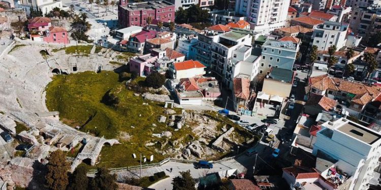 Stefano Boeri riqualifica l’anfiteatro romano di Durazzo