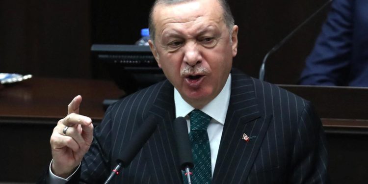 Nato, Erdogan: “Rischi per sicurezza da ingresso Svezia e Finlandia