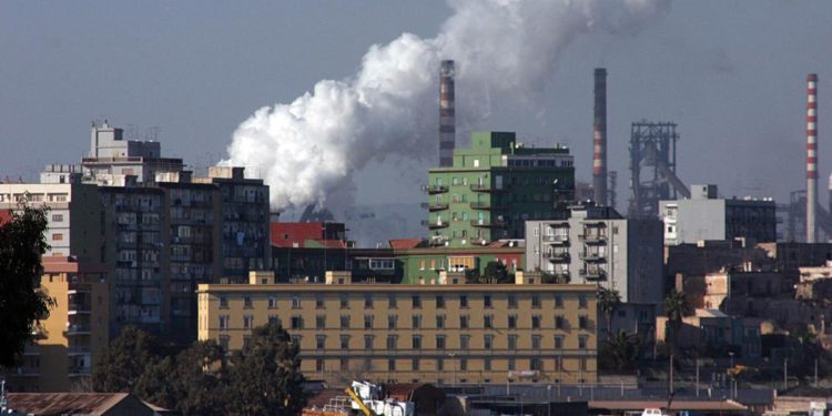 Ex Ilva, sciopero a Taranto: “Governo non sia latitante”