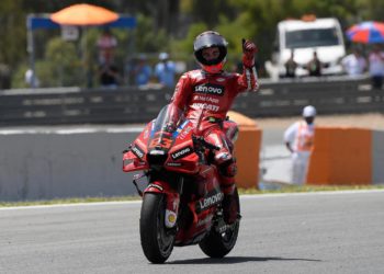 MotoGP Spagna, Bagnaia vince davanti a Quartararo