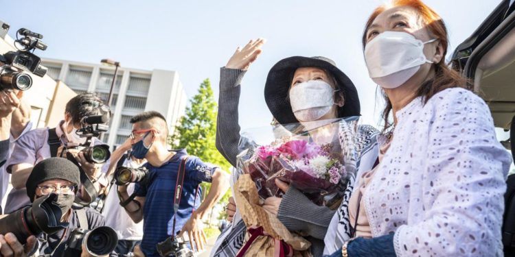 Giappone, rilasciata ‘l’imperatrice del terrore’: fondò l’Armata Rossa