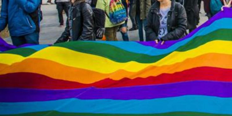 Giornata contro omofobia, Mattarella: “Rispetto e uguaglianza non derogabili”