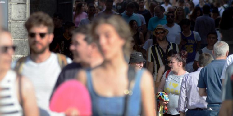 Covid oggi Italia, 20.322 contagi e 94 morti: bollettino 26 maggio