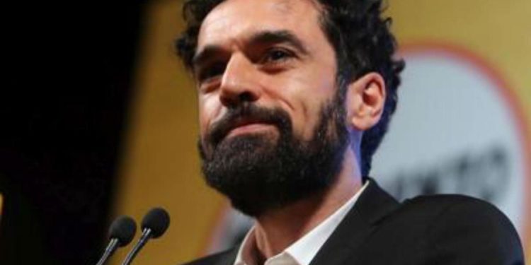 M5S, lascia l’ex iena Giarrusso: “Governo Draghi morte Movimento”