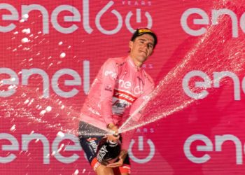 Giro d’Italia 2022, Dainese vince 11a tappa. Lopez Perez maglia rosa
