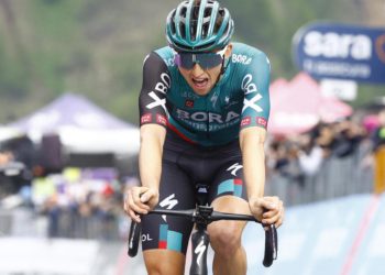 Giro d’Italia 2022, Hindley trionfa