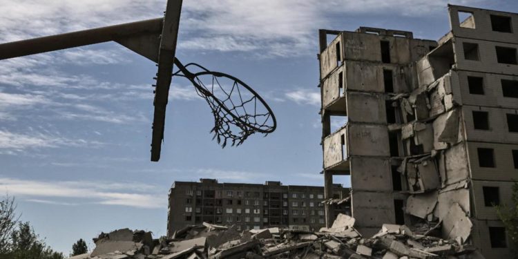 Ucraina, Gb: “Russia fa progressi tangibili”. Usa pronti a invio armi più potenti