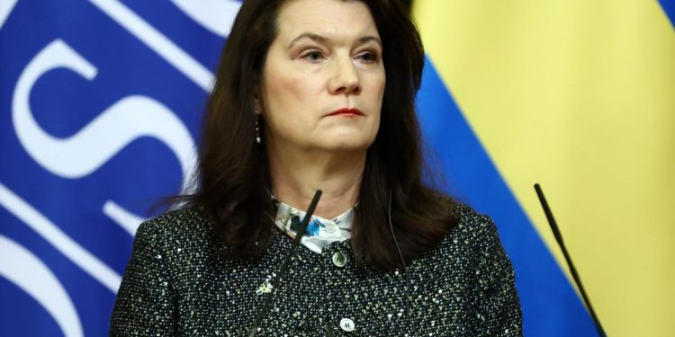 Finlandia nella Nato, Svezia: “Ne terremo conto”