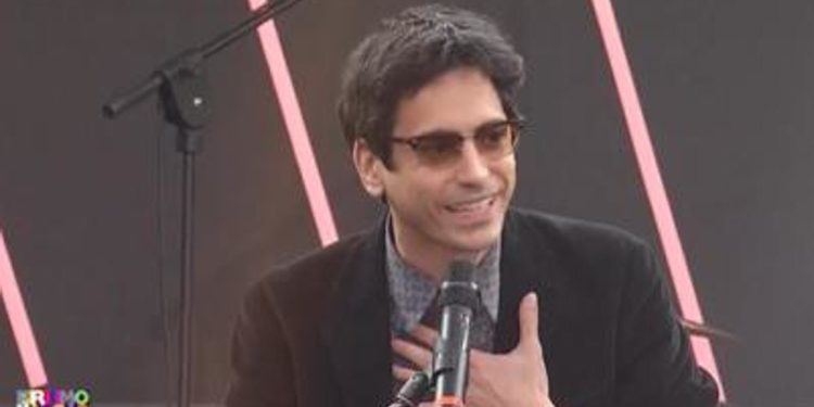 1 maggio, Lundini e la telefonata di Putin: “E’ finita la guerra” – Video