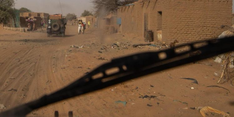 Italiani rapiti in Mali, la procura di Roma apre inchiesta per sequestro di persona a scopo di terrorismo