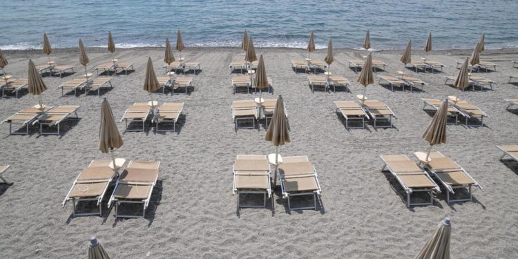 Balneari, perché lo Stato incassa poco e male