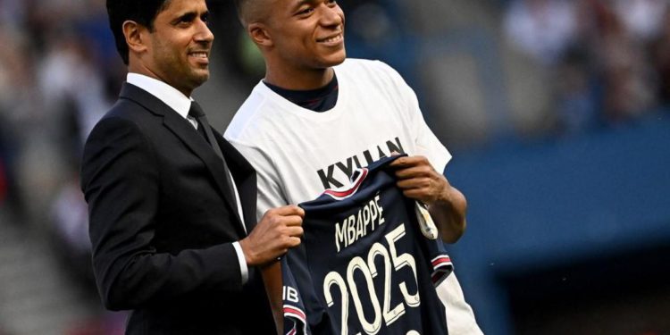 Mbappe resta al Psg, rinnovo contratto record e ‘comanderà’ nel club