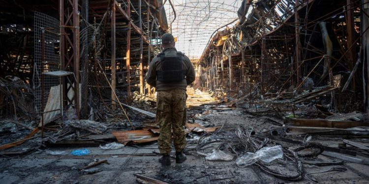 Ucraina, Gb: “Aumentano bombardamenti russi indiscriminati’