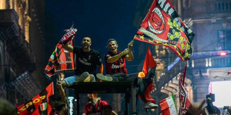 Scudetto Milan, bus scoperto a Milano: il percorso