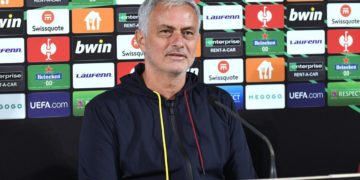 Mourinho: “Finale Conference League la più importante della mia carriera”
