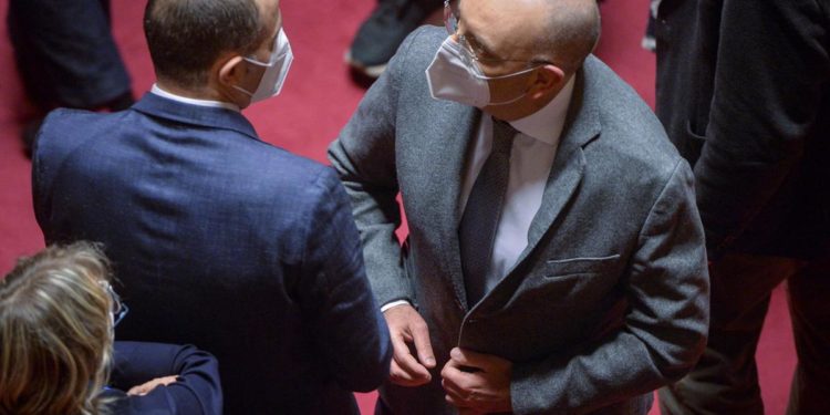 Caso Petrocelli, formalizzate dimissioni 20 membri Commissione Esteri