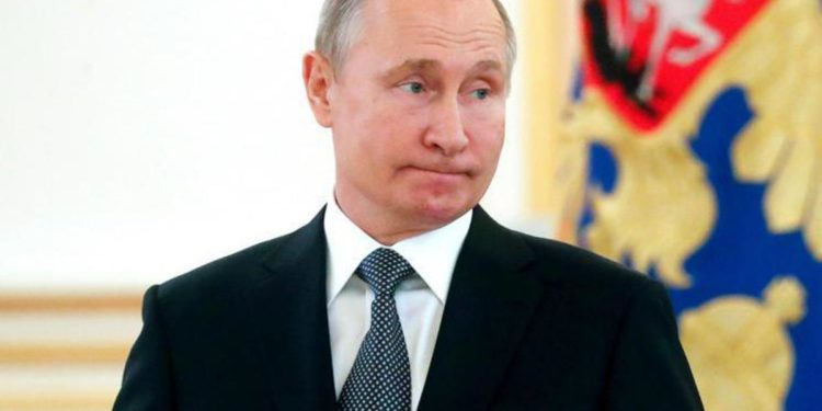 Ucraina, stampa Russia: “Putin pronto a guerra lunga”