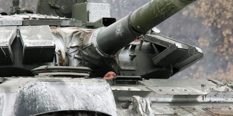 Ucraina, 007 Gb: “Munizioni di precisione esaurite, Russia usa armi vecchie”